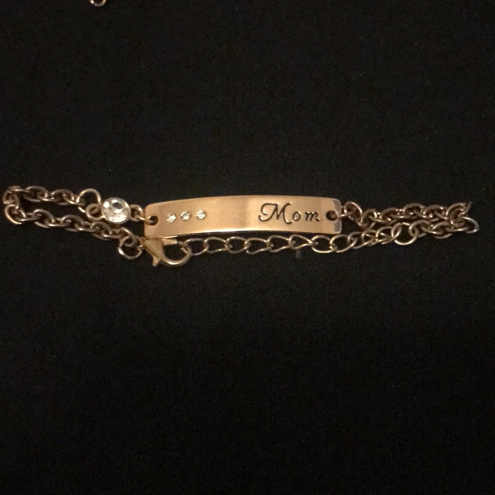Mom bracelet